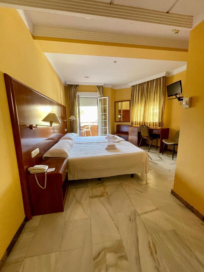 Hotel La Fonda De Don Gonzalo Cenes De La Vega Esterno foto